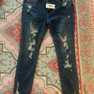 Judy Blue Dark Wash Distressed Skinny Fit Mid Rise Jeans Size 15/32 NWT